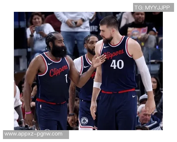 快船战绩不佳引发关注专家称倒数前八球队可预测唯独快船令人意外 快船战绩不佳引发关注专家称倒数前八球队可预测唯独快船令人意外